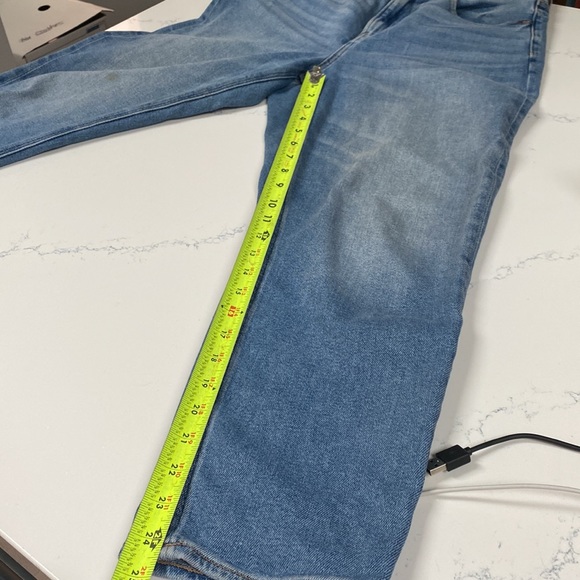 American eagle curvy mom jean - Picture 8 of 9